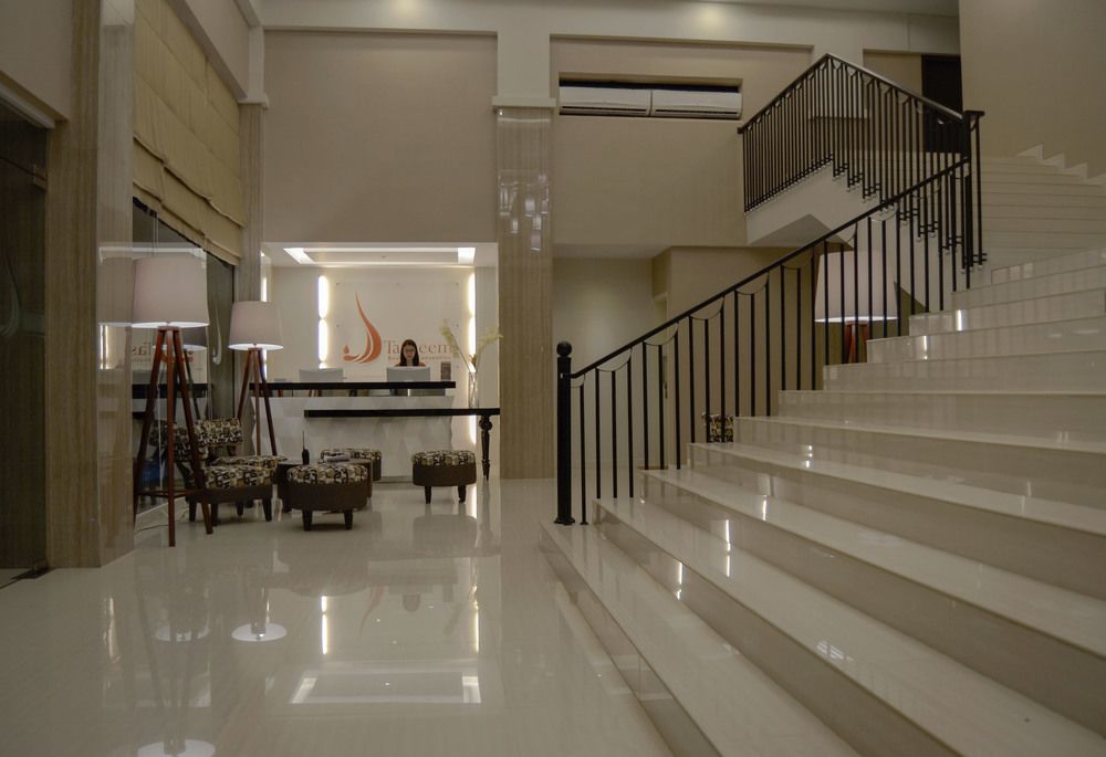 Tasneem Hotel Malioboro Yogyakarta Exterior photo